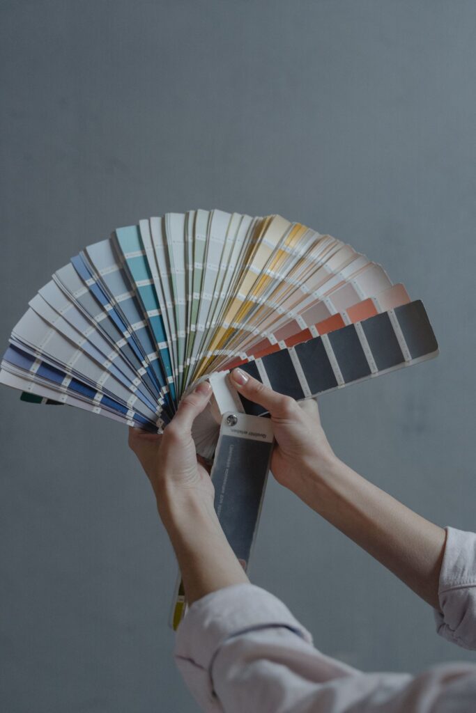 Paleta de cores para clínicas: o que cada cor comunica ao paciente